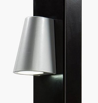 Купить Элегантное LED-освещение Locinox (Бельгия) TRICONE для ворот, цвета zilver и 9005 (черный) в Сальске